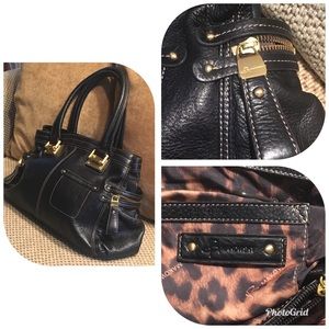 B Markowsky black leather purse